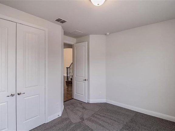 5th image of 3312 Sequoia Ln