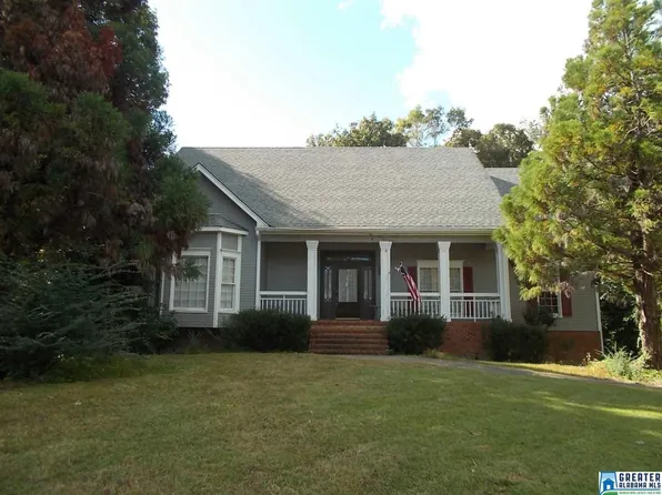 1414 7th Way Cir, Pleasant Grove, AL 35127