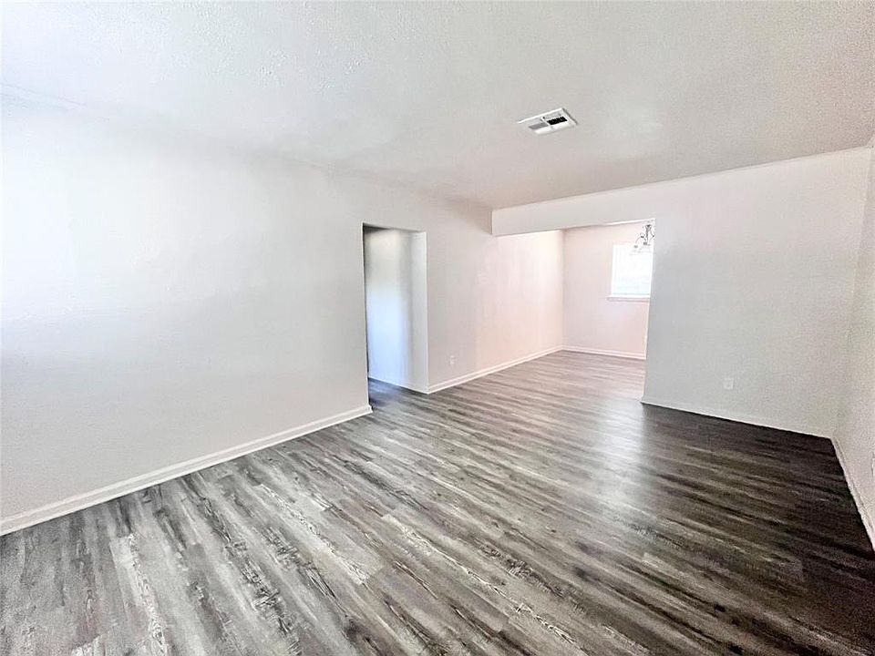 1st image of 713 Cindy Ln #713