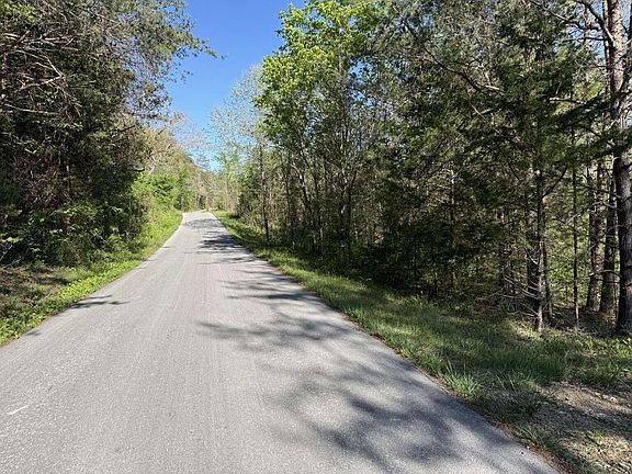 5th image of 1234 Johnathan Fork Rd