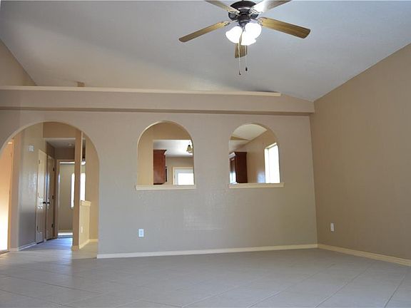 3rd image of 12410 Sombra Grande Dr