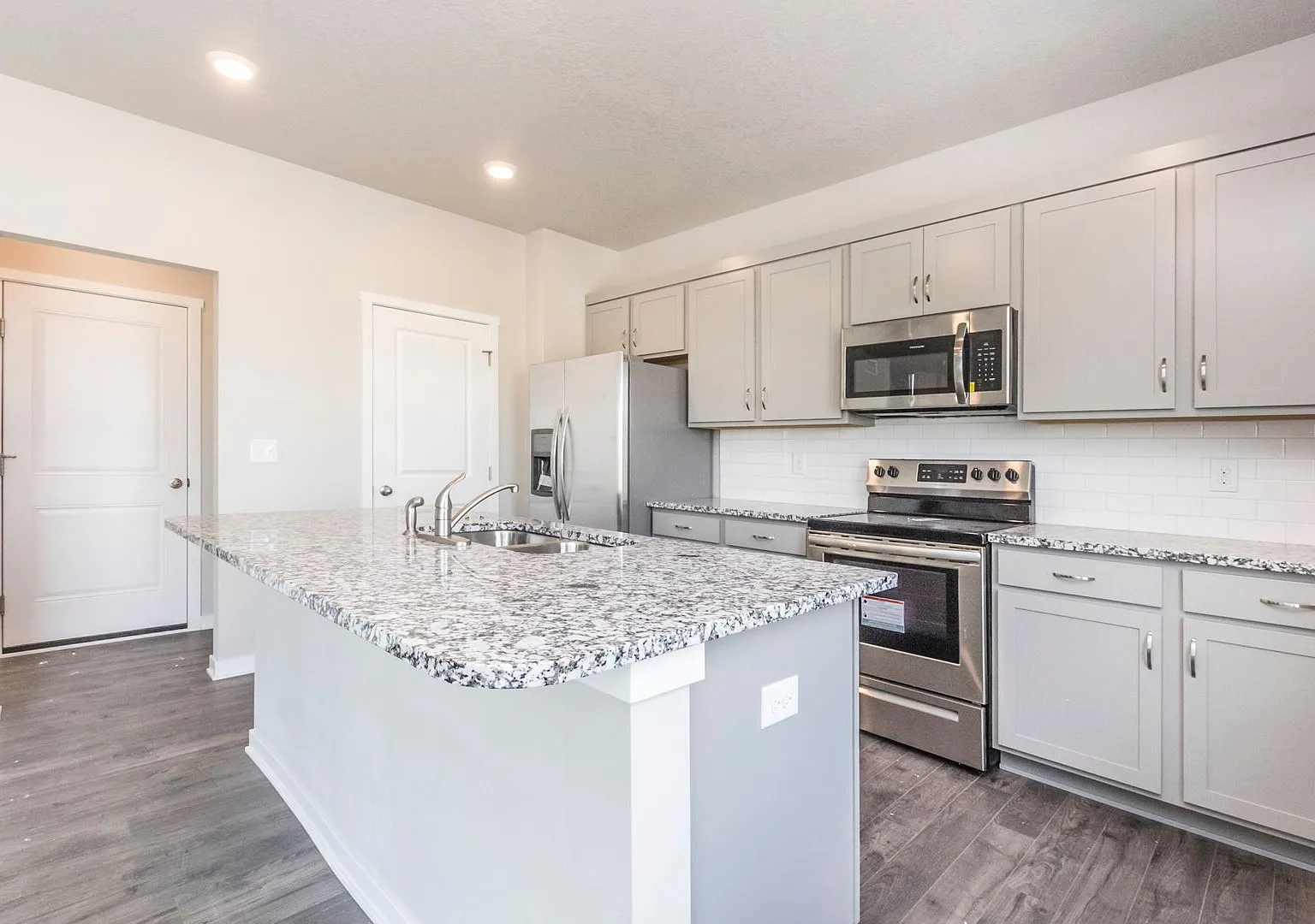 New Construction 4 Bedroom 2 Bath Home — Photo 3
