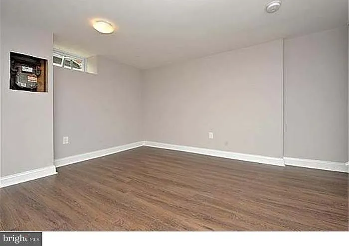 805 Cameron St — Photo 6