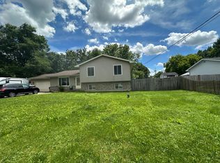 12087 W Blossom Ave, Beach Park, IL 60087