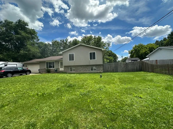 12087 W Blossom Ave, Beach Park, IL 60087