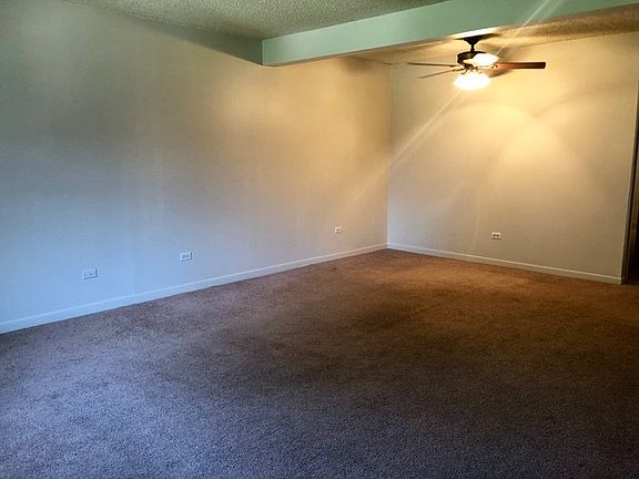 4th image of 10056 Holly Ln APT 1E