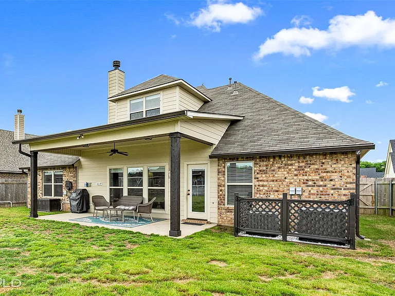 2396 Tallgrass Cir — Photo 19