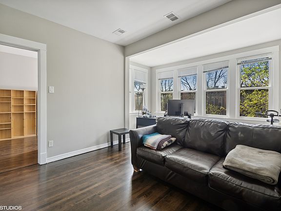 3rd image of 4445 N Kimball Ave #3