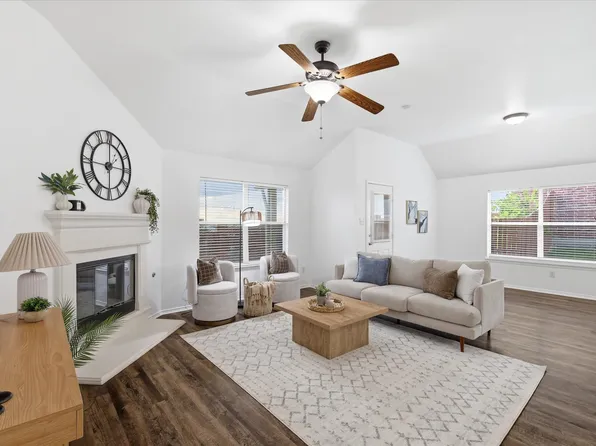 2825 Saddlebred Trl, Celina, TX 75009