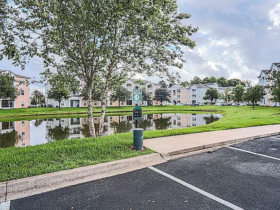 4th image of 4982 Key Lime Dr Unit 302