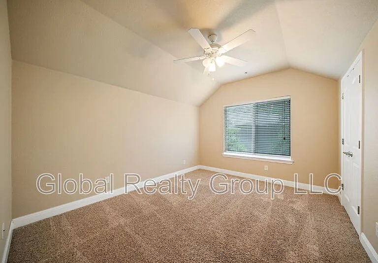 635 Bluffside Dr — Photo 18
