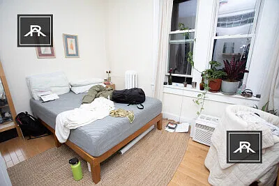 4 bed, 1.0 bath, 1100 sqft, $6,200 — Photo 2