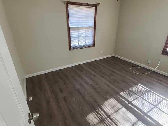 5th image of 154 Cameron Rd