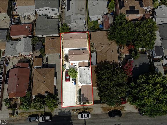 2nd image of 833 N Humphreys Ave