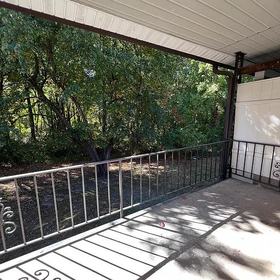 511 Garnet Dr — Photo 16