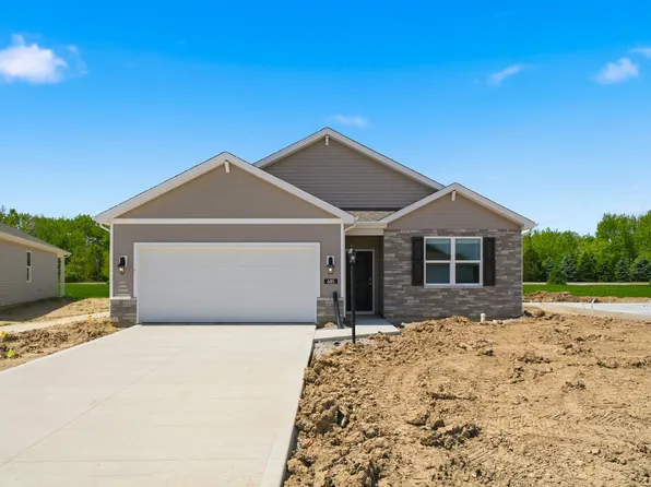 685 Chellberge Pass, New Haven, IN 46774