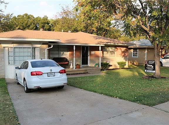 2nd image of 714 Hillside Dr