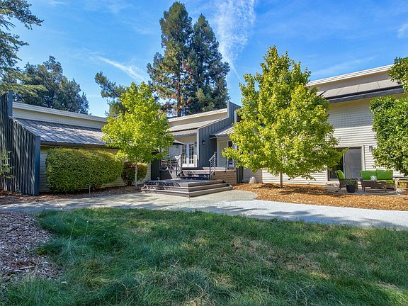 2nd image of 38364 Wisteria Way