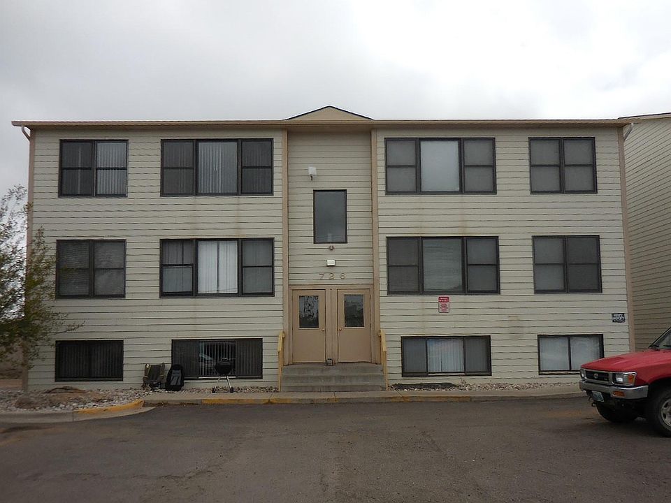 1st image of 726 Beaufort St APT 4