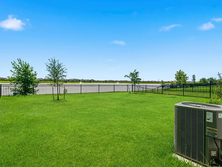 4696 Peony Green Dr — Photo 27