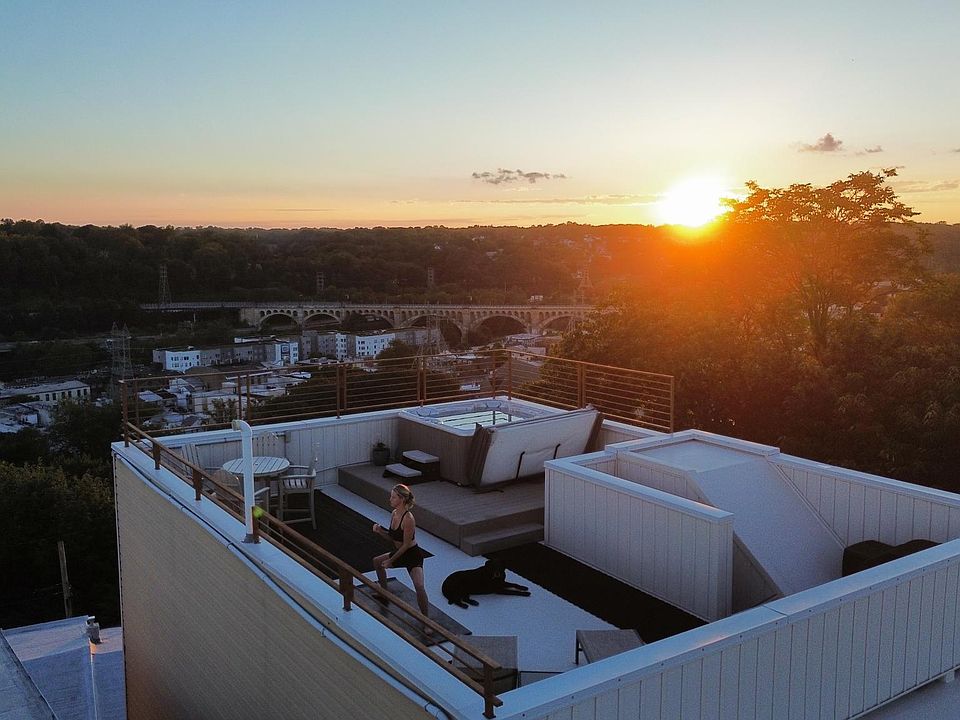 1st image of 4256 Terrace St