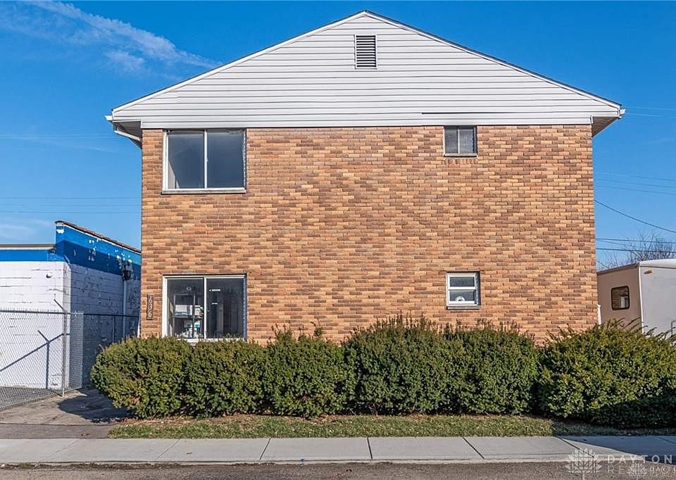1st image of 636 Hillrose Ave APT B