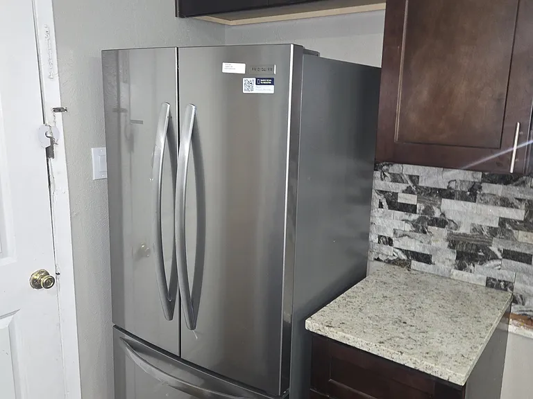 119 Bristol Dr — Photo 19