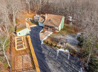 8 Longview Ave, Webster, MA 01570