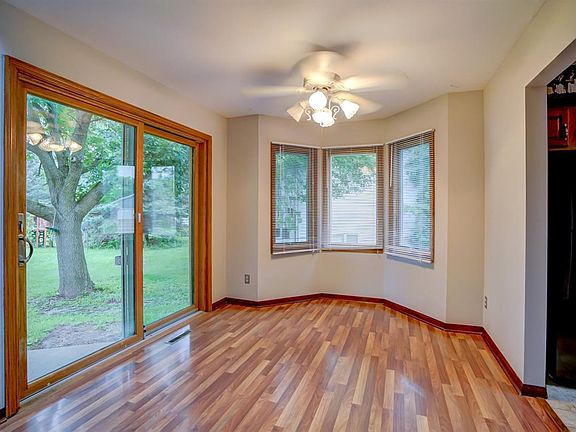 5th image of 2669 Norwich St