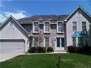 1st image of 418 NE Medford Dr