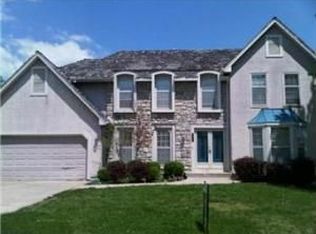 418 NE Medford Dr, Blue Springs, MO 64064