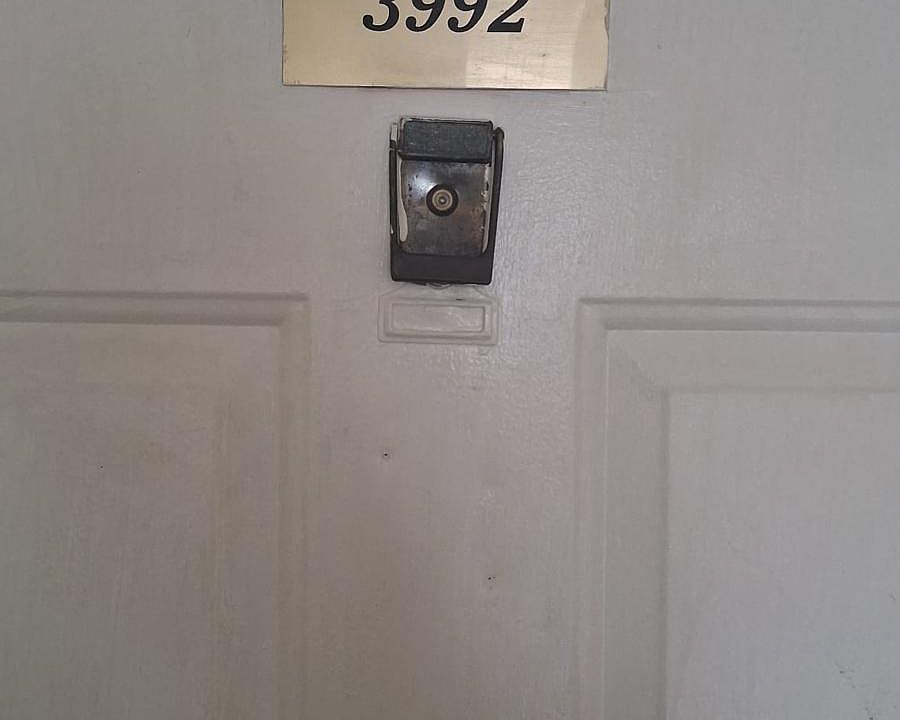 1st image of 3992 Versailles Dr