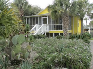 412 E Arctic Ave, Folly Beach, SC 29439