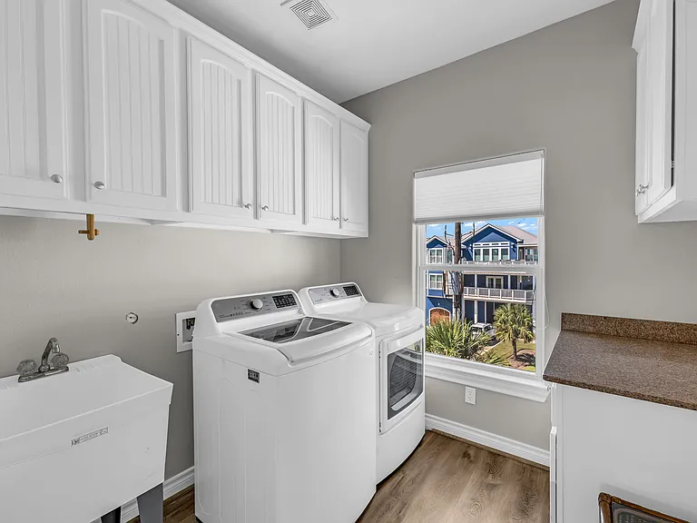 25043 Sausalito Dr — Photo 15