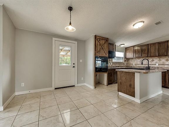 3rd image of 4503 County Road 1155