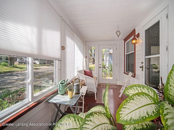 4th image of 2117 Clifton Ave