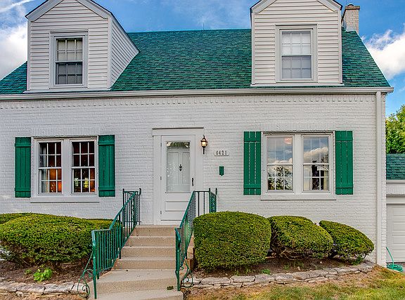 2nd image of 6421 N Leoti Ave