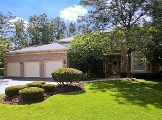 2114 Winchester Ln, Glenview, IL 60026