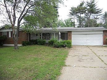 1st image of 2563 Burchard Dr