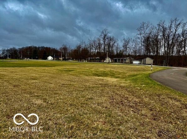1 Vaught Rd, Hartford City, IN 47348
