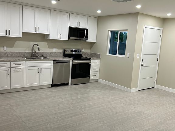 3rd image of 10149 Langmuir Ave