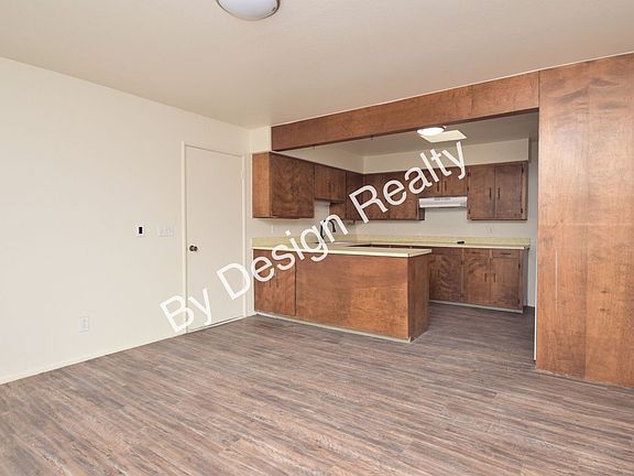 5th image of 1201 E Water St