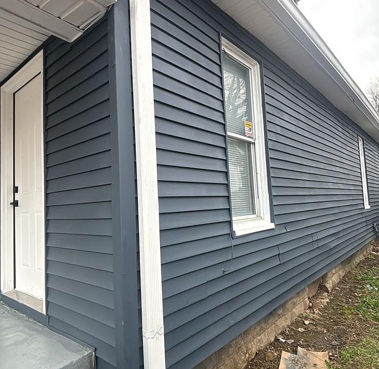 2nd image of 2834 S McClure St