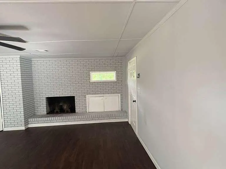8457 Thomaston Rd — Photo 30