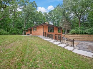 9555 Dunewood Dr, Bridgman, MI 49106