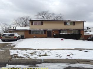 989 Glasgow Dr, Cincinnati, OH 45240