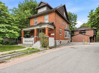 1031 Carling Ave, Ottawa, ON K1Y 4E8