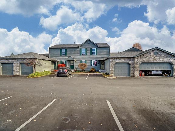 2nd image of 4016 Blendon Point Dr #55D