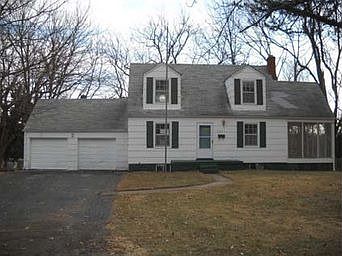 2nd image of 2401 N 49th St