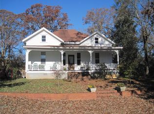 165 Lathem Dr, Clermont, GA 30527